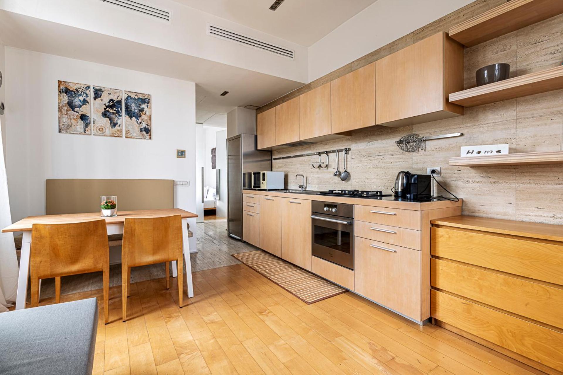One Bedroom Apartment In Brera Milan Bagian luar foto