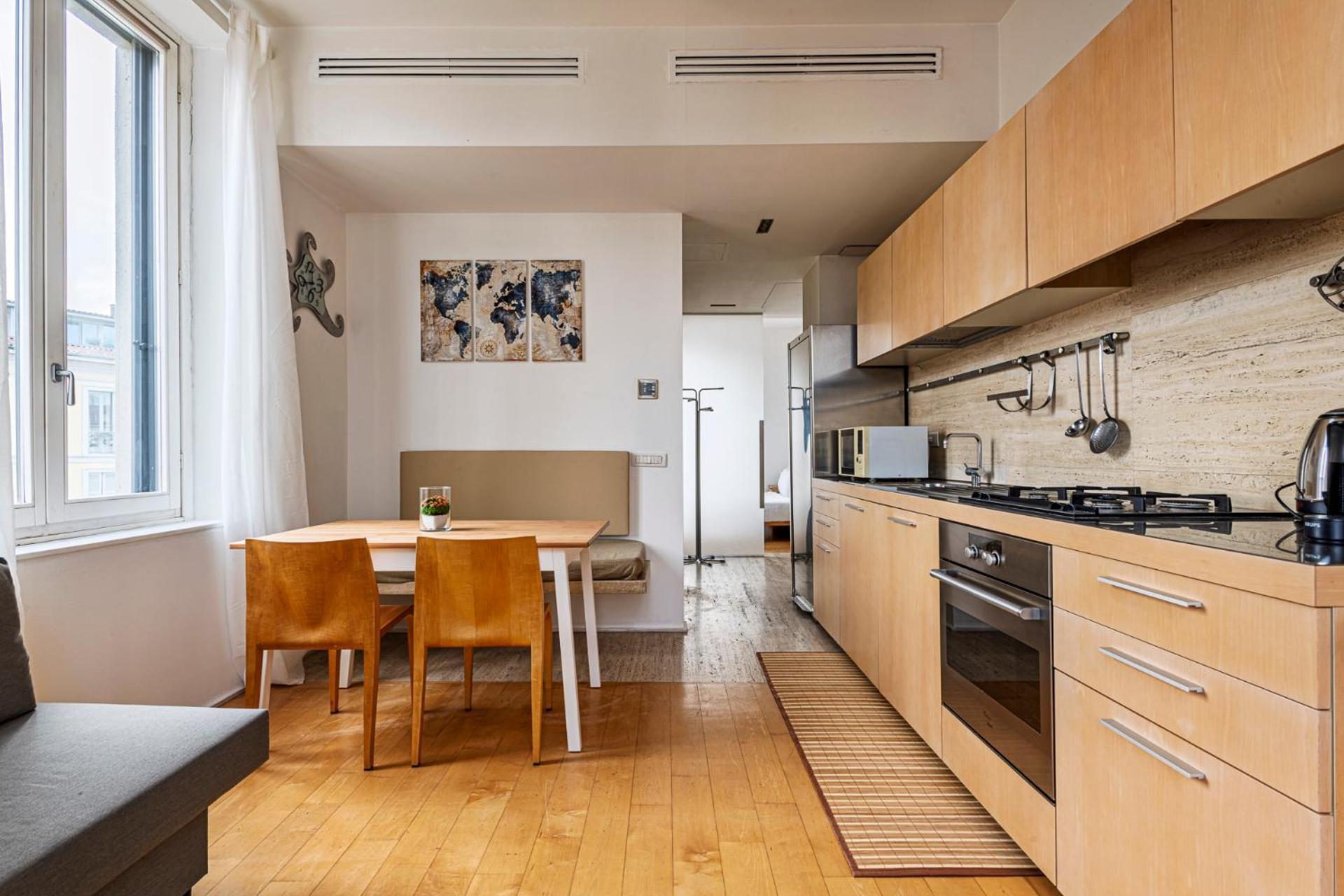 One Bedroom Apartment In Brera Milan Bagian luar foto