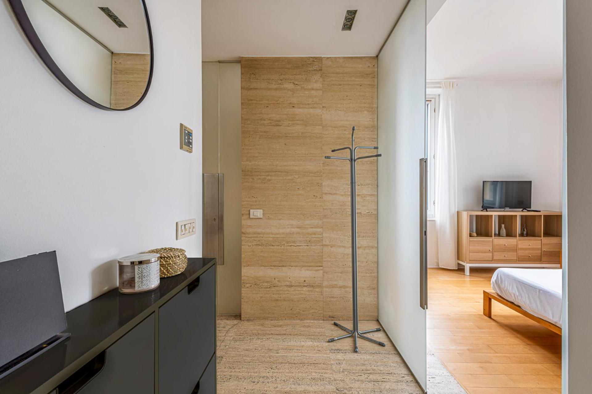One Bedroom Apartment In Brera Milan Bagian luar foto